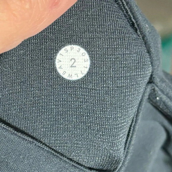 Lululemon Pushing Limits 7/8 Tight (Nulu 25") - Picture 4 of 5